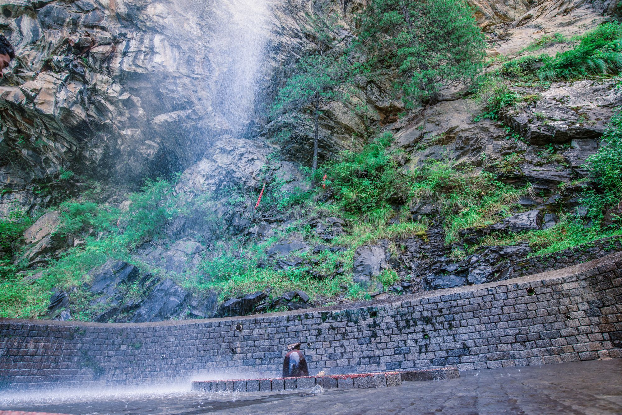 Solang Valley Resort Palchān Eksteriør billede